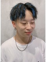 フランクスバーバーリザーブ 人形町店(FRANK’S BARBER RESERVE) センターパートツーブロック前下がりフェードスタイル y