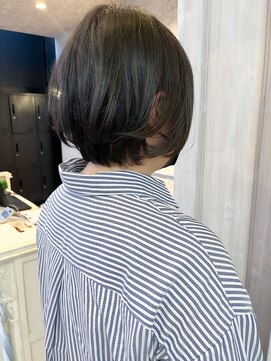 キャアリー(Caary) 福山ショートボブ人気丸みヘア酸性ストレート似合わせカット小顔