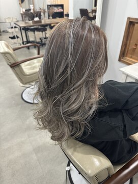 トゥーユー(to you...) ハイライト　グレー　調布toyou