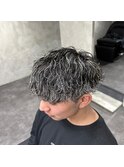 波巻きパーマ×ホワイトハイライト