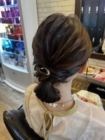 ラシクベル(Lashiku Belle)&nbsp;シニヨン