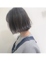 ビューティズム エルム(Beautism Elm) 切りっぱなし　外ハネ　グレージュ
