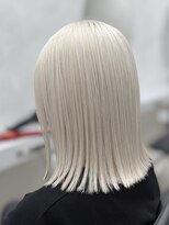 ノアル 大宮店(NOAHL)&nbsp;ホワイトカラー　M