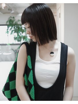 フェイヴィーズ(FavyS) オン眉ボブ