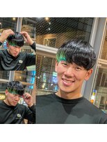 メグロバーバーショップロッポンギ 目黒六(MEGURO BARBER SHOP 6PPONGI)&nbsp;ポイントカラー/マッシュ