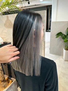 メリー オオサカ(Merly Osaka) インナーカラー/似合わせカット