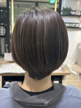 ジュイール(jouir) 三鷹ショートボブくびれショートイルミナカラー顔周りレイヤー