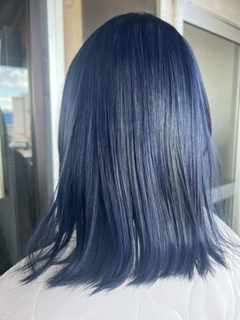 アーバン(URBAN) ダブルカラーでネイビー