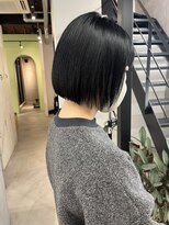 トゥループレイス(true place)&nbsp;ぱっつんボブ/ブラックカラー