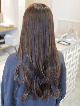 アーク(ARK from INFINI) 美髪ロング　上品ショコラグレージュ