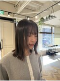 顔周りレイヤー ミディアムボブ