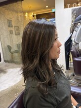ヘアメイク トルテュ(HAIR MAKE TORTUE)&nbsp;大人かっこいいシルバーカラ―