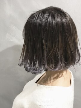 フォルン(Vorn) 外ハネグラデボブ