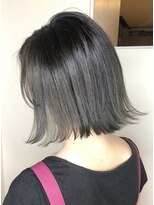 ダルシット(dulcet★★★) レイヤーボブ/シルバー/グレージュ/髪質改善/インナーカラー