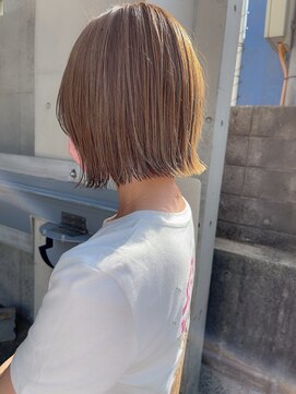 カシュカシュ(cache cache) パッツンbob style