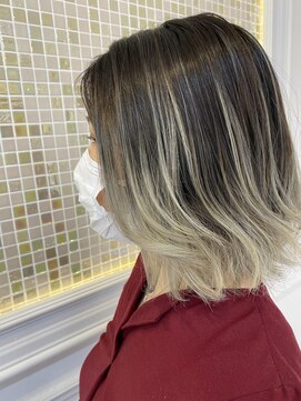 アプリバイリアン 浦和2号店(appri by Rien) ホワイトベージュ/バレイヤージュカラー/かきあげ[浦和/浦和駅]