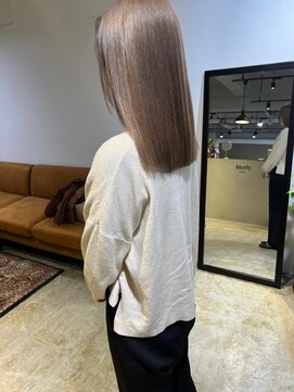 メリー オオサカ(Merly Osaka) 絶妙な中明度カラー_ダークミルクティーベージュ_