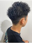 刈り上げスパイキーショート