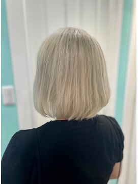 マティーナ ヘアー 池袋(Matina hair) 【ホワイトカラーボブヘアー】20代30代40代50代
