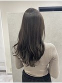 赤みなし×グレージュ