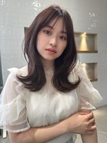 アイヴィー(IVY)&nbsp;ラベンダーグレージュくびれヘア【肥田亜沙美】