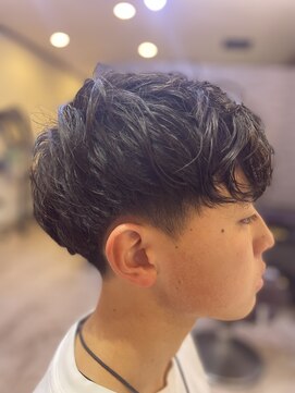 ラルート 藤枝店(La route by Le reve) シャドウパーマ［藤枝/藤枝駅/髪質改善/縮毛矯正/メンズ/眉毛]