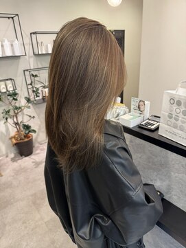 メデル(mederu) ハイライトケアブリーチカラー馴染ませハイライトグレージュ