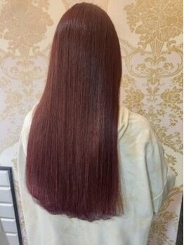 レヴェヘア rever hairの写真/【呉駅徒歩4分】透明感×柔らかさ×ツヤ感UPするカラー☆髪のダメージに合わせた施術で内側からキレイに♪