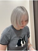 アッシュブロンドホワイトシルバーブリーチダブルカラーレイヤー