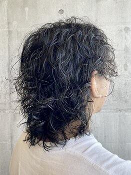 乾かすだけでキマるカットと、旬のトレンドパーマで色気を纏うモテる男のS好感度tyleへ＿。