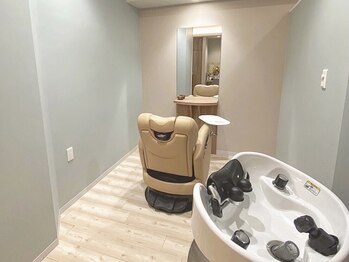 ムオン 平尾店(muon)の写真/完全個室なので周りを気にせず、ゆっくりと過ごせる♪落ち着いた空間で、居心地の良いサロンTimeを…。