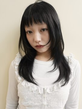 前髪あり　レイヤーカット　レイヤー　暗髪　ロングレイヤー