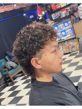バーバースタイルクラブ(BARBER STYLE CLUB) ウルフ×ツイストスパイラル
