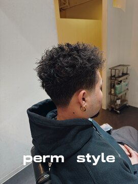 スタッグバーバー(STAG BARBER) スパイキーパーマ