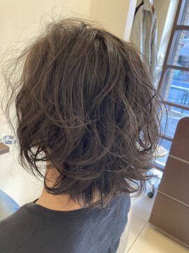 ヘアーイズム(HAIR ISM) アメリカ風カール♪