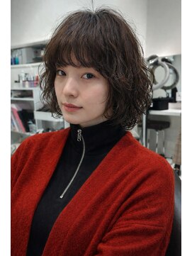 レアリバイケンジ(leali by KENJE) モードなレイヤーパーマ