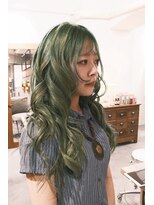 シー(thee)&nbsp;グリーンカラー