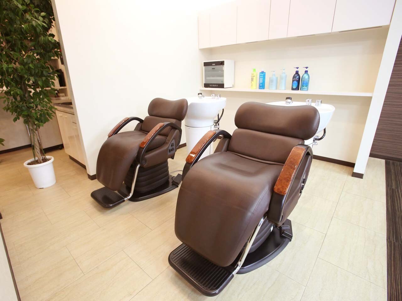 美容室セットイス　ステビアです！ 美容室 椅子/セット椅子の商品一覧 - エステ用品、エステ機器の