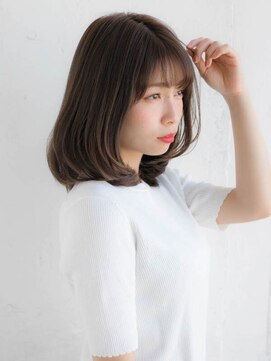 ルティア(Lutia) 切りっぱなしボブ、サラサラストレート、髪質改善