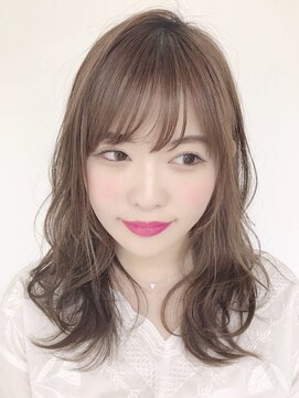 イマ(ima) 小顔おくれ毛ミルクティーベージュ