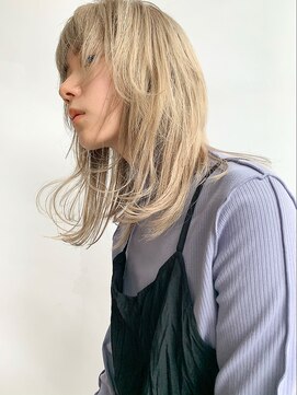 カナン(CANAAN) クールなウルフレイヤー　ブロンドベージュ