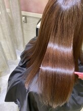 【髪質改善】ケラコラトリートメントの特徴