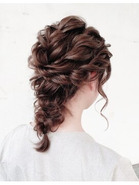 モアナ 逗子(MOANA) ゆるふわあみおろしアレンジ♪