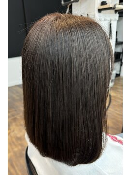 ヤイ(Yhai) ストレート