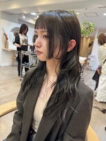 エイチ 梅田(H)&nbsp;レイヤーカットシースルーマッシュハイライトアンブレラカラー