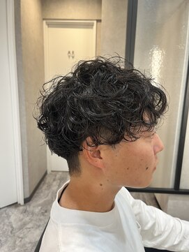 アーサス バイ ヘッドライト 三島店(ursus by HEADLIGHT) 無造作スパイラル