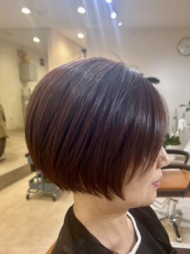 ブラット(BRAT) ショートボブ