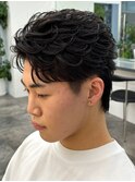 仙台フェザーショートシャドウパーマセンターパートウルフゆるめ