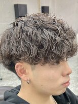 グロップ 町田(GLOP)&nbsp;今っぽ無造作メンズ波巻きパーマ