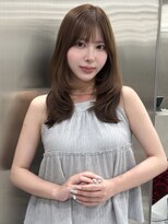 ロンプ(romp) ハッシュカット/シースルーバング/ウォームベージュ lll